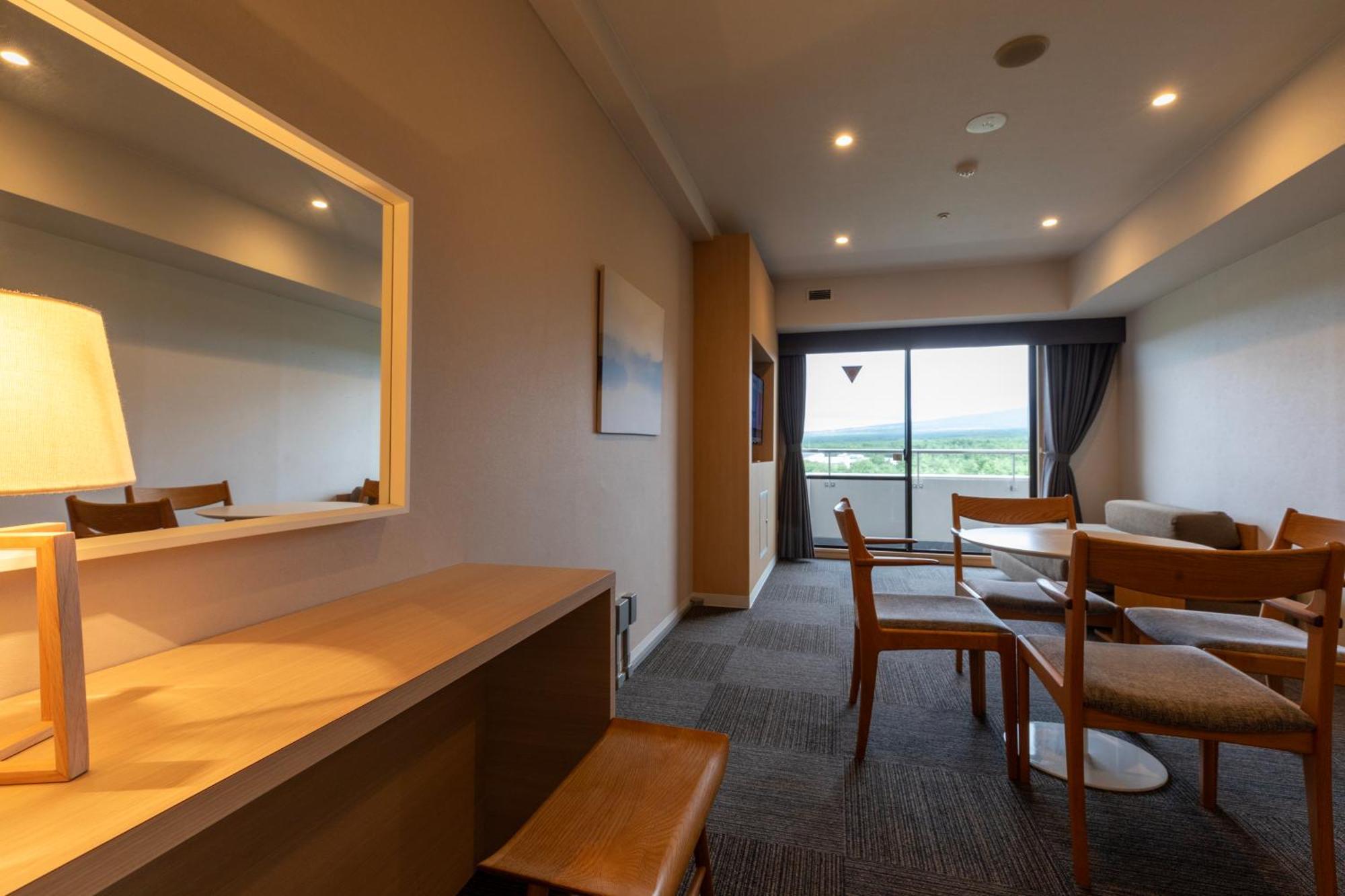 Hotel Regina Kawaguchiko Fujikawaguchiko Exteriör bild